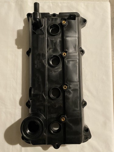 Dorman 264-982, Engine Valve Cover, 02-06 Nissan Altima/Sentra
