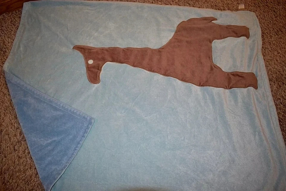L34C7T !WOW! Dwell Studio Blue GIRAFFE Minky Plush Velour Baby Crib Blankets - Image 3 of 4