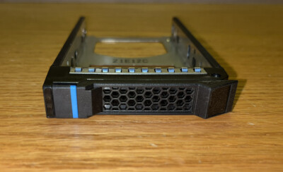 Chenbro 2.5'' HDD/SSD Tray Caddy  New Style Chassis 1U, 2U, 3U, 4U Server/Tower