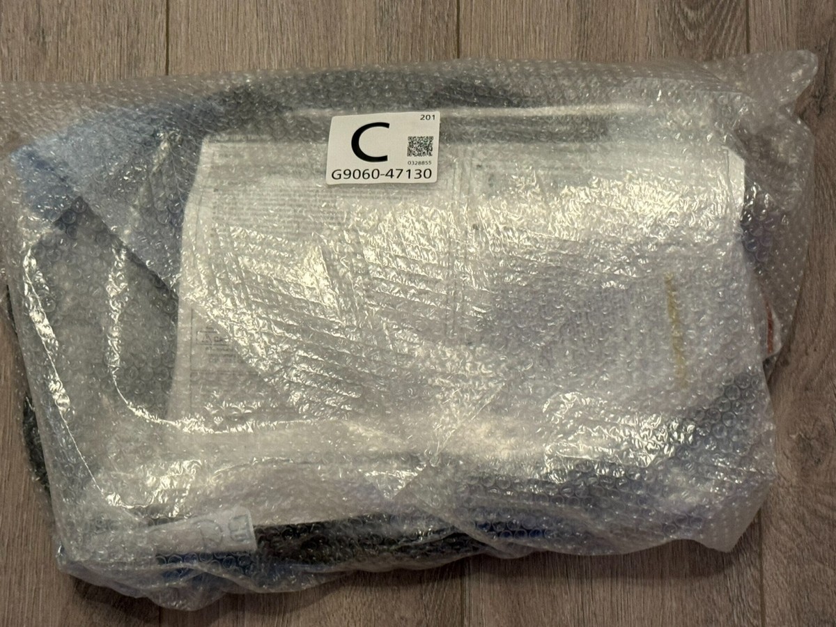 Brand New!!! Lexus RZ/NX/RX/TX OEM Plug-in EV 5-15 Charger Brand New!!! Lexus RZ/NX/RX/TX OEM Plug-in EV 5-15 Charger