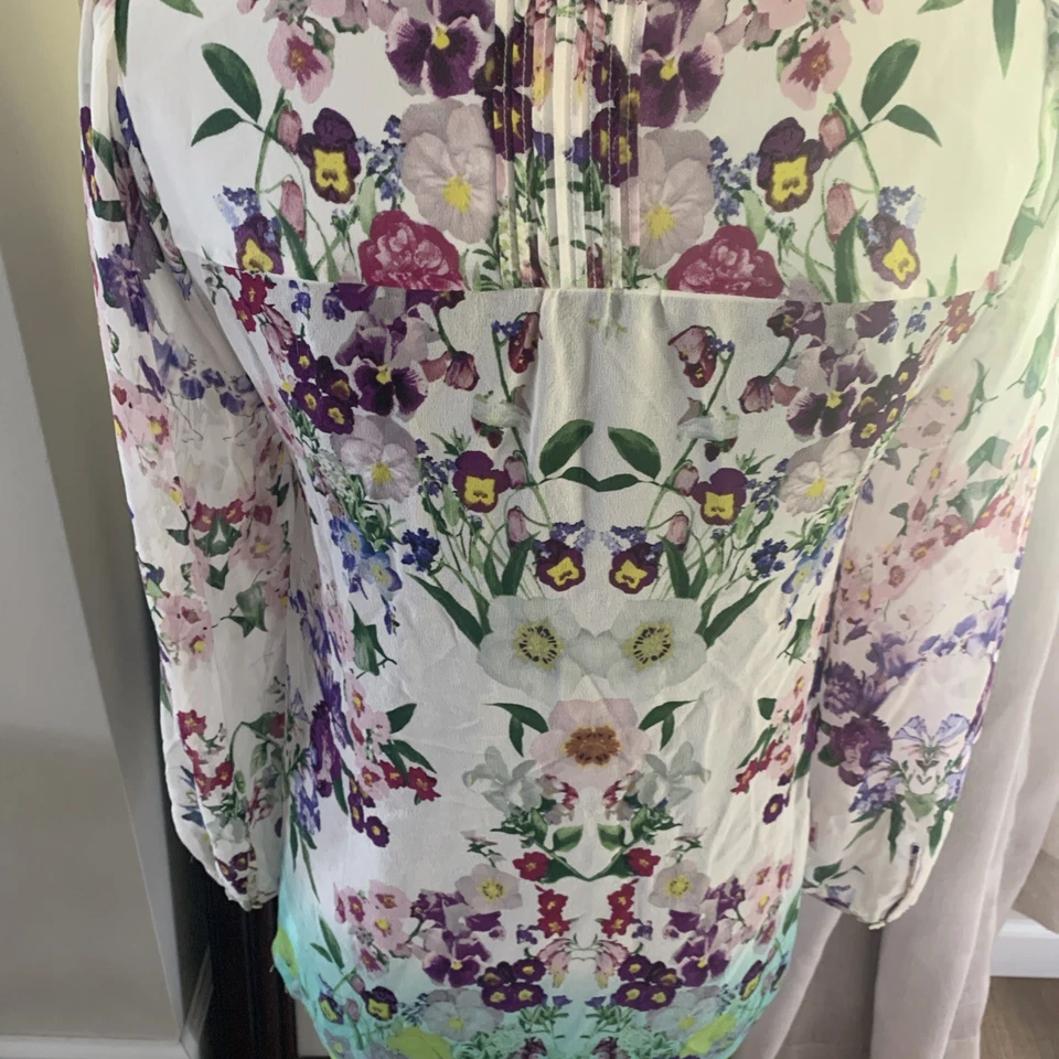 Top de jardín Vanessa Virginia Anthropologie para mujer talla 4 floral 100 % seda Oporto Foto 4 de 4