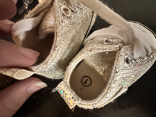 Unisex Baby Toddler Silver/White Glitter Star Lace-Up Sneakers Size 1