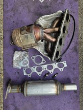 Catalytic Converter Kia Soul 2009-2014 1.6 petrol Front & Back Gaskets O2 sensor