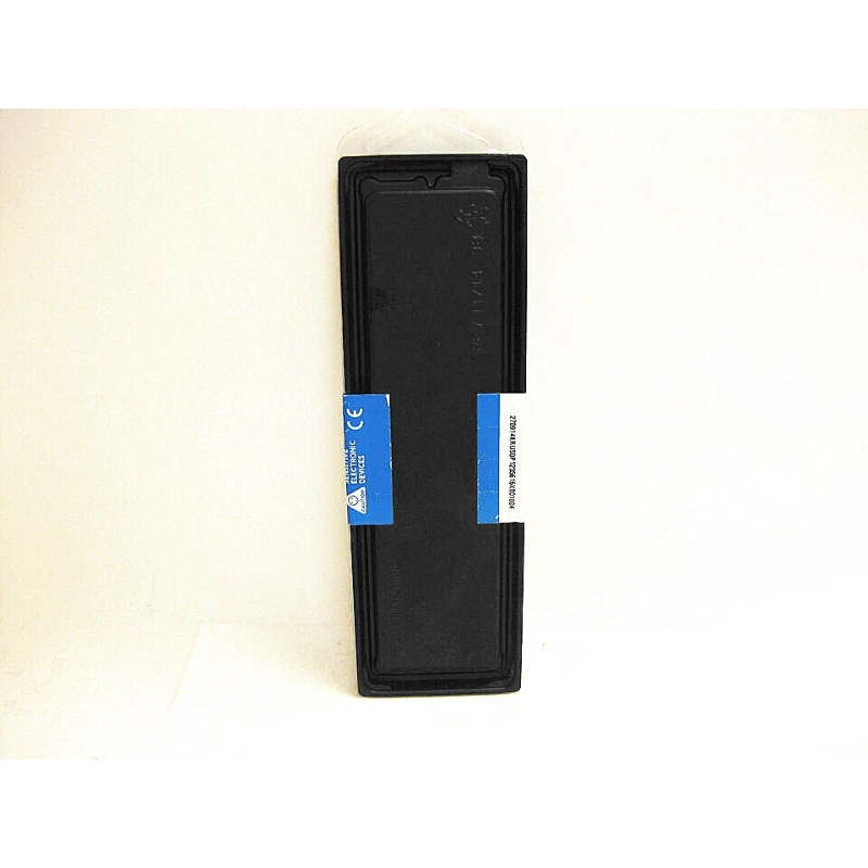 SNPCX1KMC/16G DELL Unbuffered UDIMM ECC Memory A9755388 2RX8 16GB DDR4 PC4-2400T - Image 3 of 4