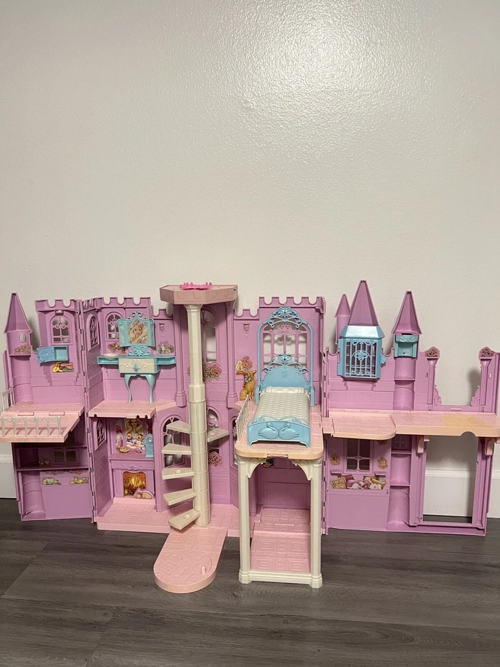 Barbie Lago de los Cisnes Musical Fantasía Castillo Casa de Muñecas 2003 Excelente Interior Foto 2 de 4