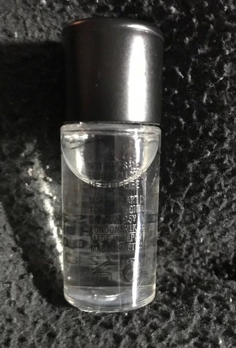 New MAC Cleanse Off oil Makeup Remover (.2 fl oz / 6 ml) Deluxe Sample Size - Picture 2 of 2