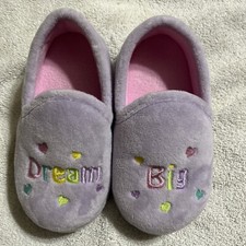 Wonder Nation Girls Dream Big, Purple Slippers Size 9-10