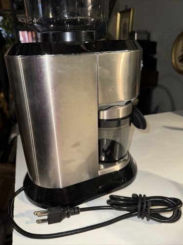 De'Longhi Electric Dedica Coffee Grinder KG521M Display model - Picture 5 of 6