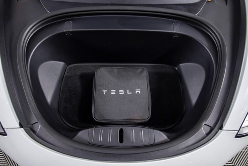 2018 Tesla Model 3 - Picture 39 of 40