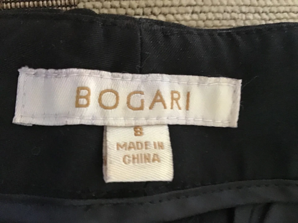 Bogari Women's Black Capri Pants Silk Blend Size 8 MINT  - Image 3 of 4