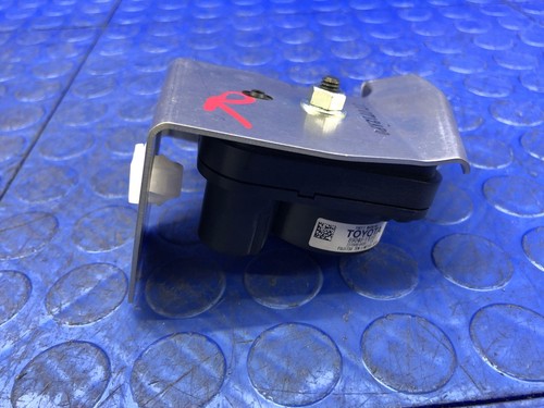 2018-2019 LEXUS LC500 OEM ALARM SIREN HORN ANTI THIEF THEFT WARNING ASSEMBLY - Picture 10 of 13