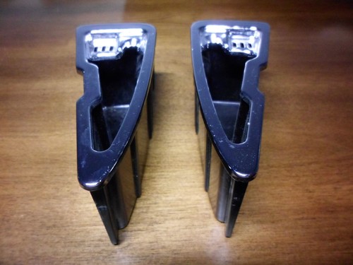 2006 Infiniti M45 - Rear Door Ashtray Pair L&R Side - Picture 3 of 7