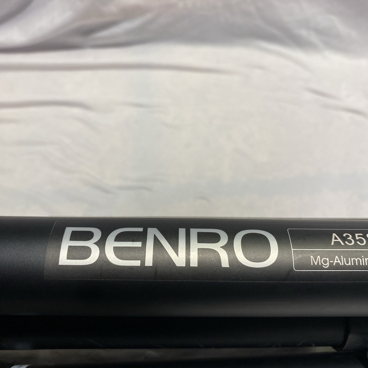 Benro Classic Aluminum Tripod AL Flip Lock A3580F & Manfrotto