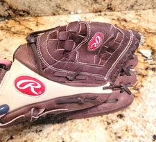 Rawlings 12.5" C125FP Fully Conditioned Leather Softball / Baseball Glove. Mint