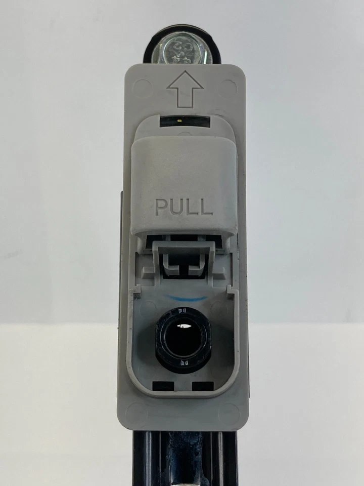 2010-2013 Suzuki SX4 Front Right Passenger Side Seat Belt Height Adjuster OEM Foto 4 de 4