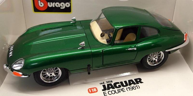ミニカー Bburago Jaguar E-Type (1961) 1/18 Bburago 1961 Jaguar E Type Cabriolet 1:18 Scale Diecast Car
