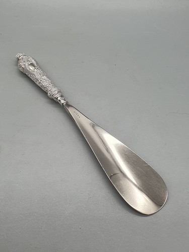 Sterling Silver Set of Boot Hooks & Shoe Horn (Boxed) 1906 Birmingham - Picture 4 of 19