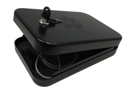KEYED HANDGUN LOCK BOX  TSA PORTABLE GUN SAFETY SECURE MOUNTABLE OR STEEL CABLE