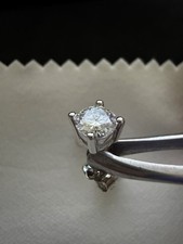 5mm STUD EARRINGS VVS MOISSANITE