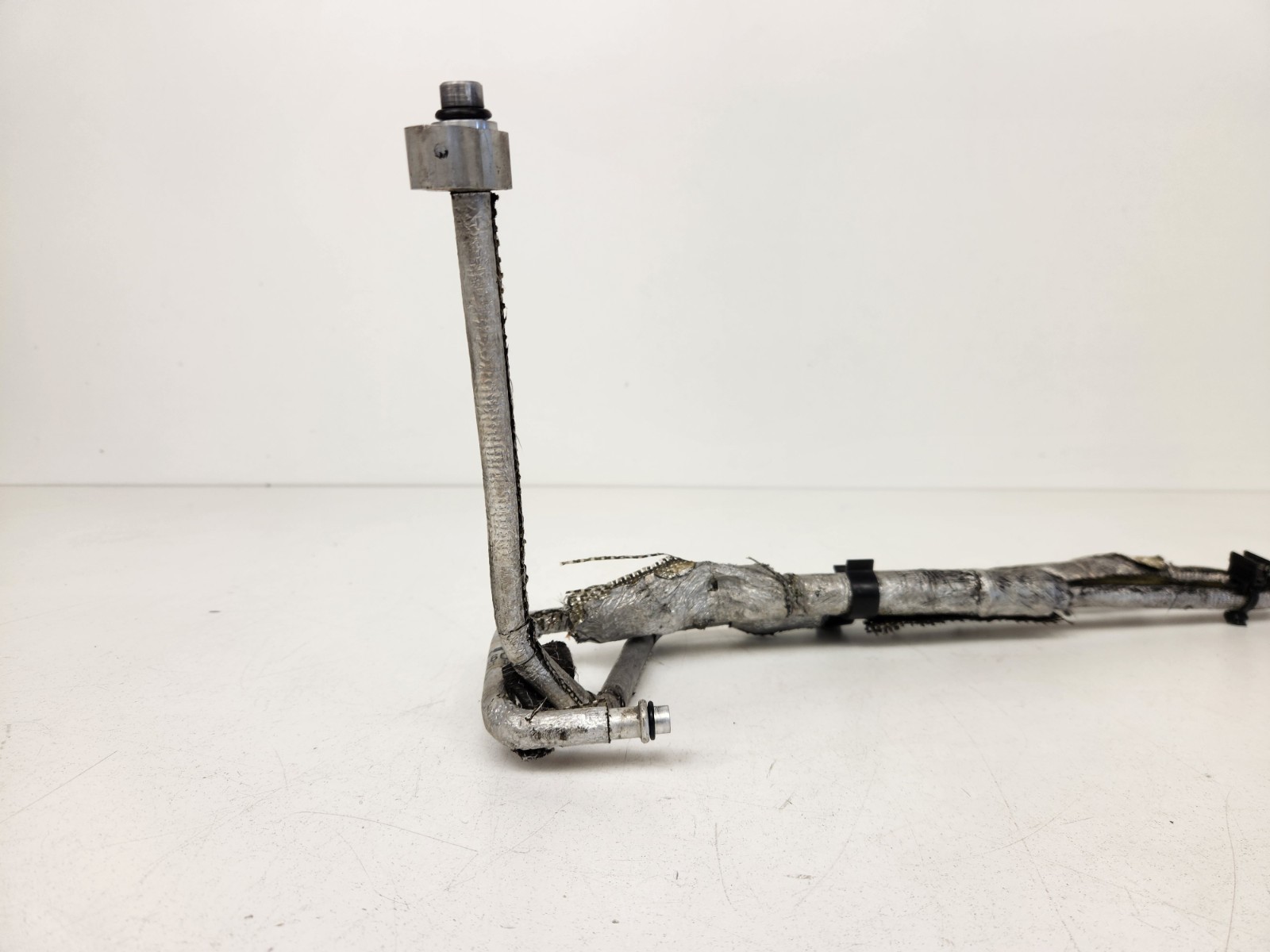 McLaren MP4-12C 2012-2014 Hose pipe