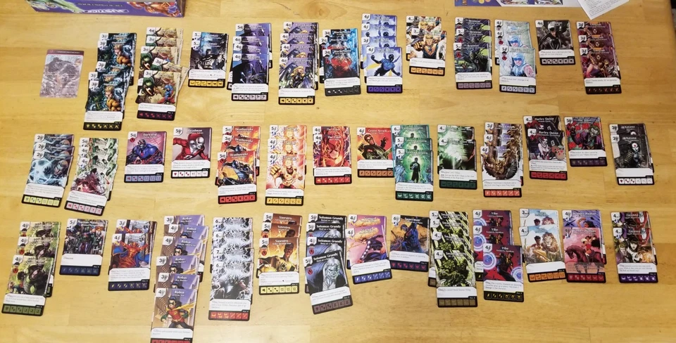 Wizkids Justice League Dice Masters Collector's Box Set w 106 cards & 180 Dice - Image 2 of 4