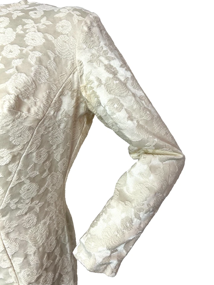 Vestido años 60 marfil satinado brocado movible talla pequeña cremallera manga trasera damasco vintage Foto 3 de 4