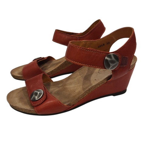 Taos Women's Size 7 - 7.5 US 38 EU Red Carousel Leather Wedge Sandals