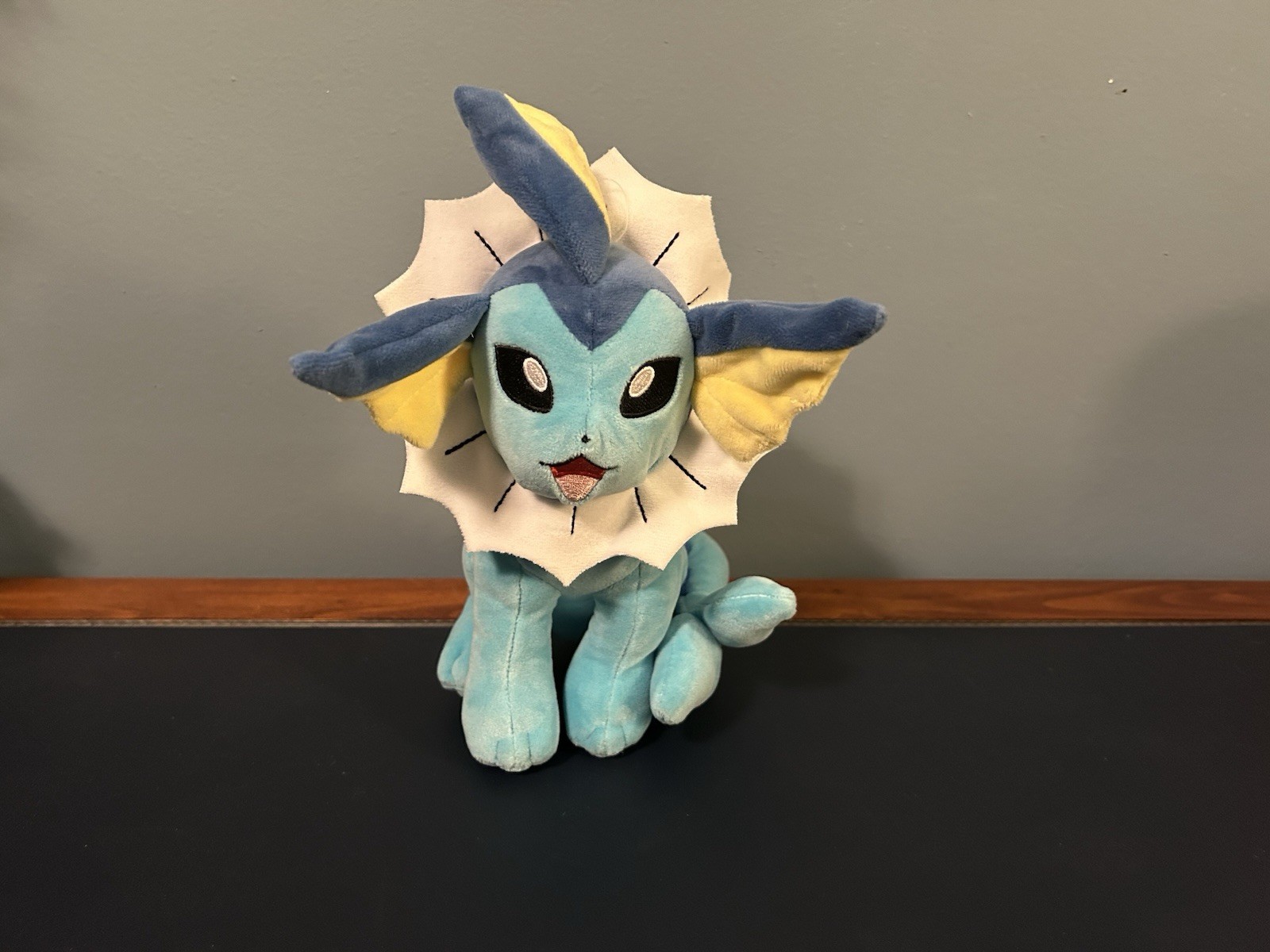 Pokemon Vaporeon Plush 10” Toy Nintendo Stuffed Animal Game Freak 2023 Jazwares