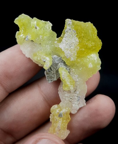 Natural Yellow / White Brucite Crystal From Balochistan Pakistan. - Picture 4 of 6