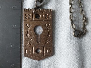 Vintage Keyhole Pendant Necklace #13