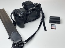 Fujifilm X-H2 40MP Mirrorless Camera Body USA - ONLY 7K SHUTTER