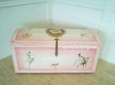 CASSAPANCA BAULE ROSA PATINATO   DECORATA  DIPINTA A MANO IN LEGNO 