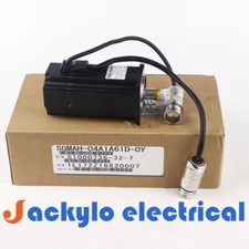 1pcs Brand New ones IN BOX YASKAWA SGMAH-04A1A61D-OY servo motor