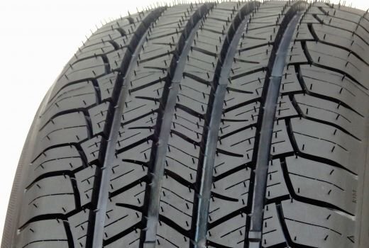 Pneu Riken 701 235/65 R17 adhérence pluie et sécurité renforcée XL