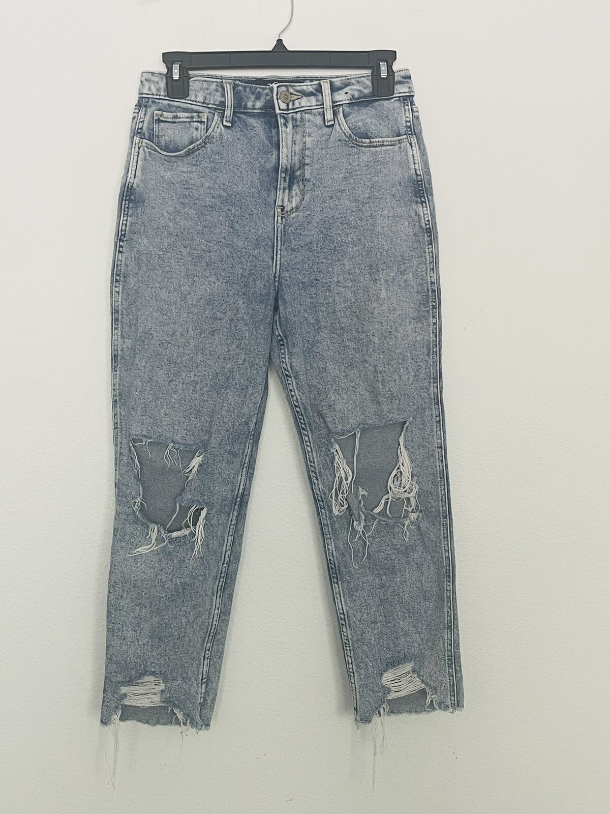Hollister Ultra High Rise Mom Jeans Distress Stretch Women’s Size 7s w28 L25