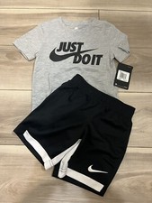 NIKE AIR TODDLER Kids Gray T SHIRT AND Black SHORTS 2 PIECE SET SIZE 4 NWT 40