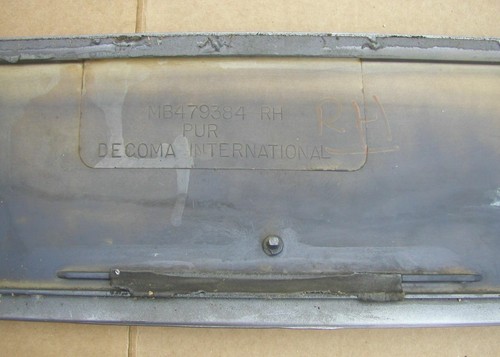 90-94 Eagle Talon Laser DSM FABRICANTE DE EQUIPOS ORIGINALES bisel de borde de puerta inferior RH pasajero eclipse - Imagen 2 de 2
