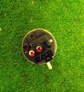 Washing Machine INDESIT IWME12 UK Pressure Switch