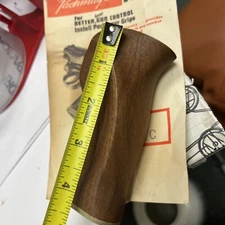 Pachmayr Presentation Grips RSB And SN-S