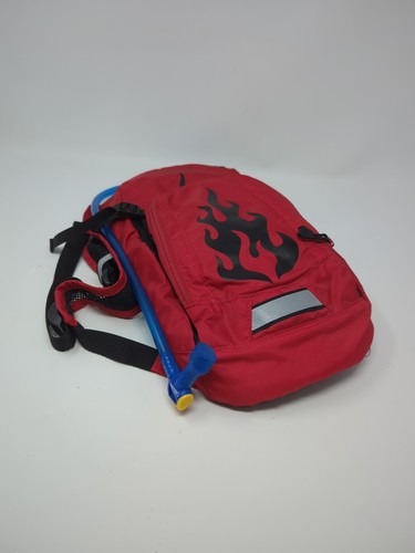 Kids Youth Camelbak Red Black Flames Mini Mule 50oz Hydration Backpack - Picture 5 of 8