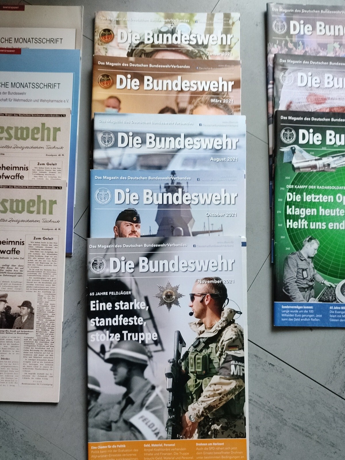 Bild 2 von 6