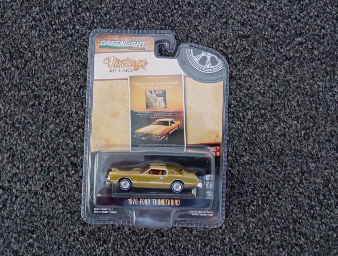 1/64 Greenlight Ford Thunderbird 1976