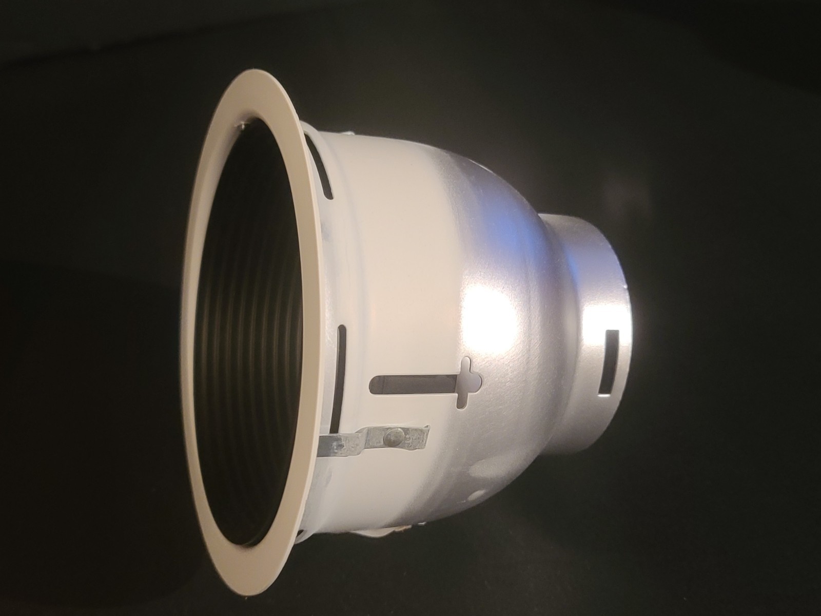 NEW IN BOX Lightolier 1005 - 5" All White & Black Recessed Light Baffle Trim