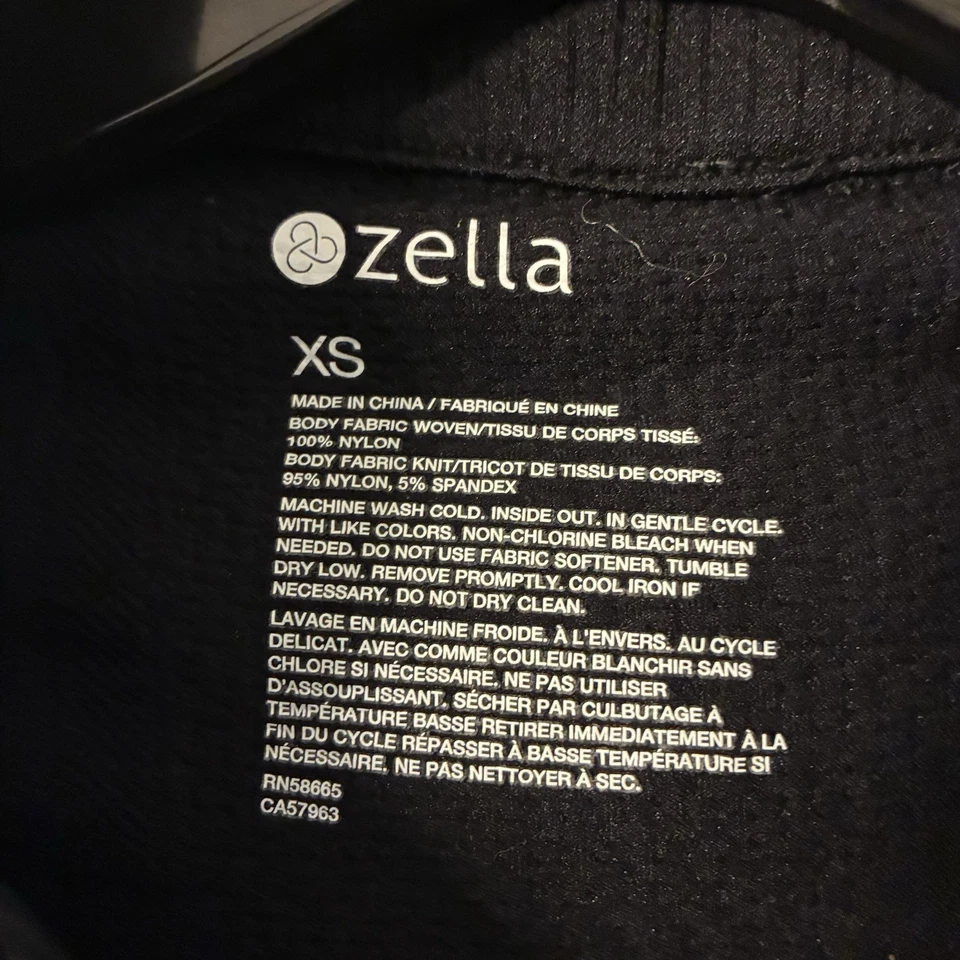 Zella seamless hybrid black  Jacket Size XS Very Stretchy Black - Image 3 of 4