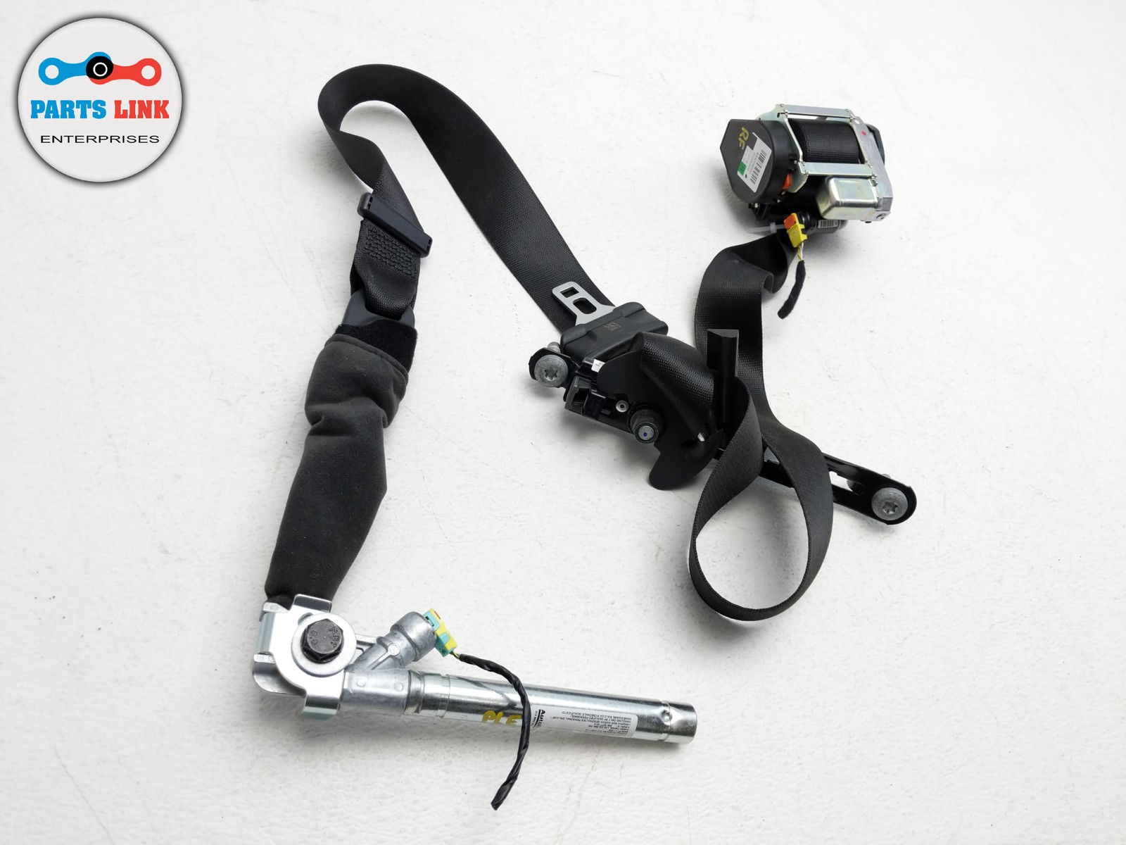 2017-2020 MASERATI LEVANTE M161 FRONT RIGHT SEATBELT RETRACTOR EXPLODER ASSEMBLY