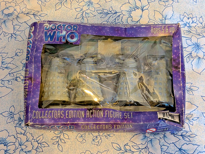 Dr Who DAPOL EARLY DALEKS SET komplett in getragener OVP RAR! KOSTENLOSER UK-Versand!