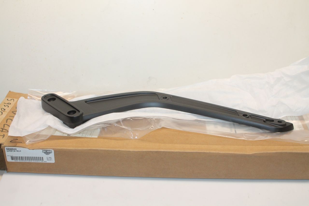 Support garde-boue gauche Harley Davidson Fat Bob pour réparation carrosserie