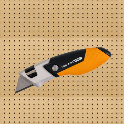 Fiskars PRO Compact Folding Utility Knife: 5.23-inch length
