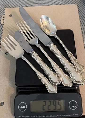 Reed & Barton Sterling Silver Flatware Set of 5. 229.5 grams.