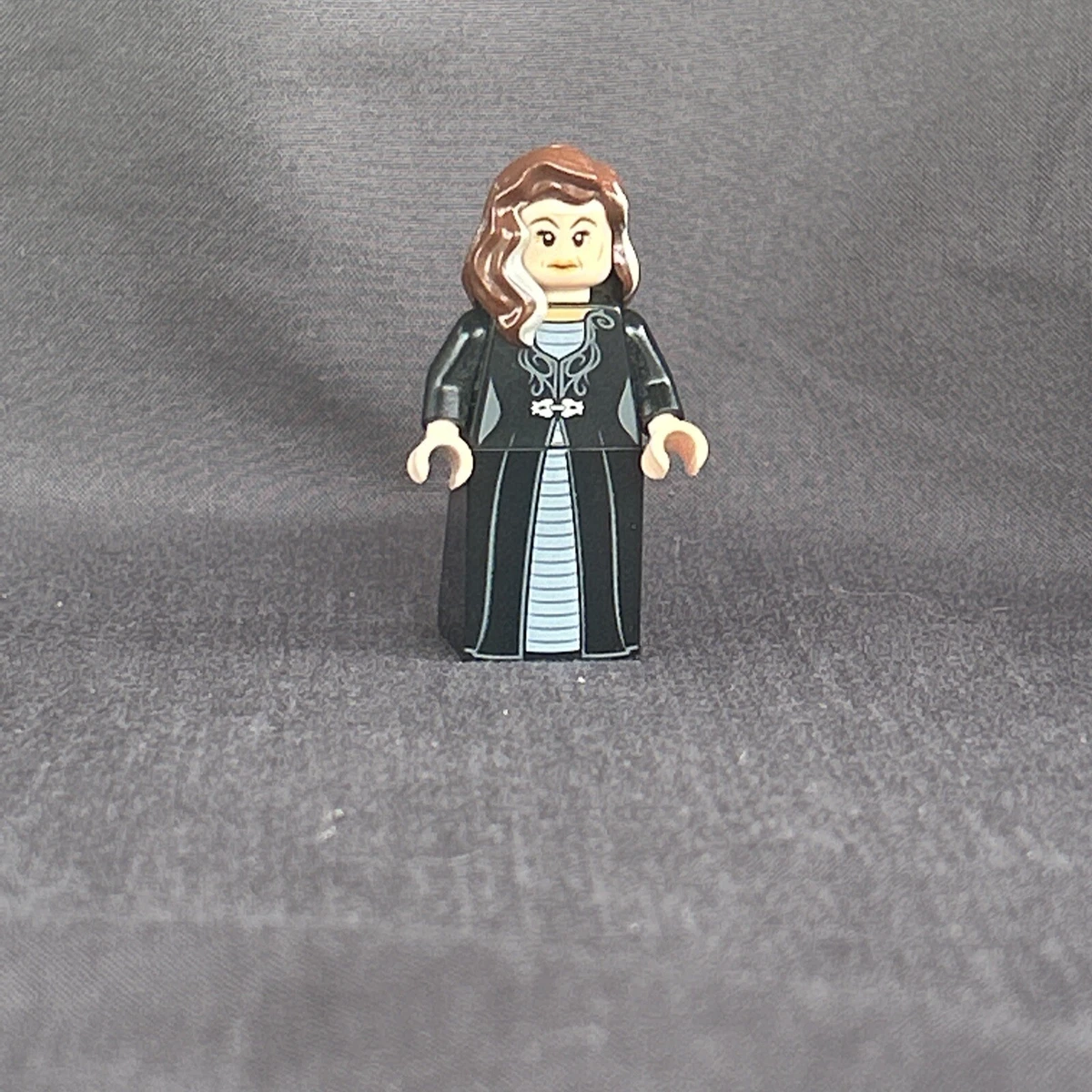 Lego Harry Potter Narcissa Malfoy Minifigure hp126 Forbidden